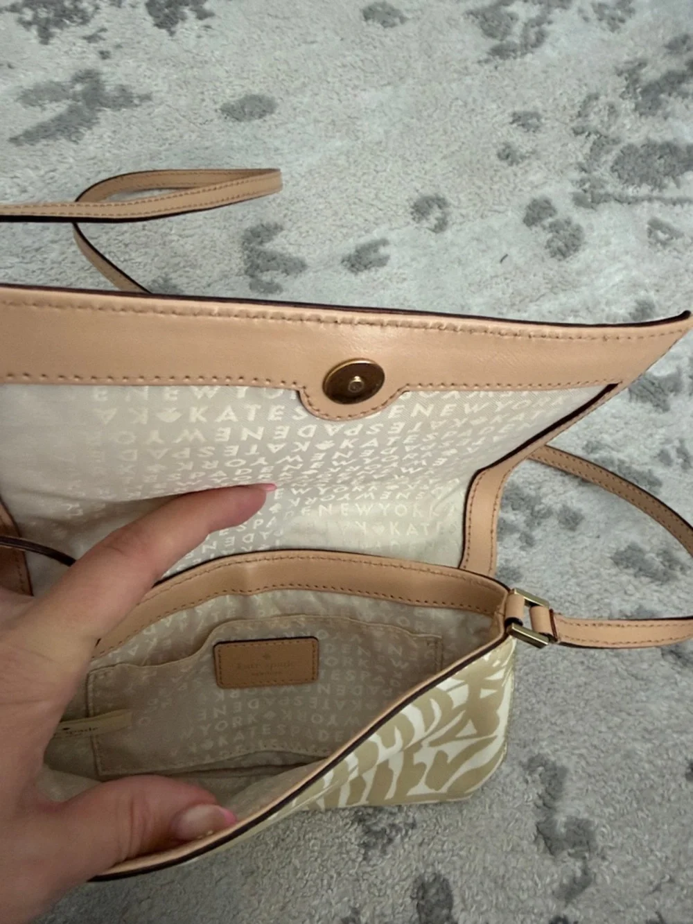 kate spade Beige and Cream Palm-Print grant street Crossbody Bag